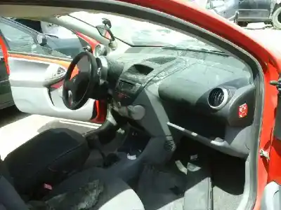 Veicolo di demolizione peugeot 107 trendy dell'anno 2006 alimentato 1kr384f