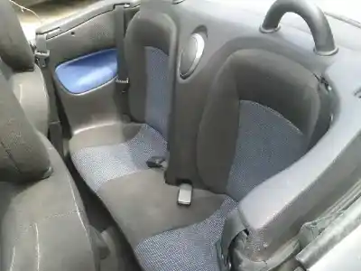 Veicolo di demolizione peugeot 206 cc cc dell'anno 2002 alimentato nfutu5jp4