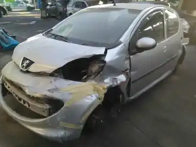 Veicolo di demolizione peugeot 107 urban move dell'anno 2008 alimentato 8htdv4td