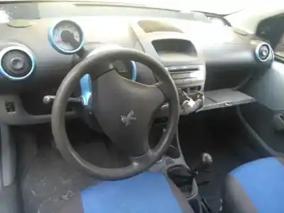 Veicolo di demolizione peugeot 107 urban move dell'anno 2008 alimentato 8htdv4td