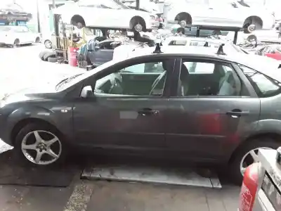 Verschrottungsfahrzeug ford focus berlina (cap) ambiente (d) des jahres 2005 angetrieben hhda