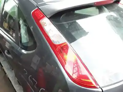 Verschrottungsfahrzeug ford focus berlina (cap) ambiente (d) des jahres 2005 angetrieben hhda