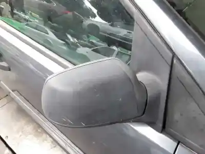 Verschrottungsfahrzeug ford focus berlina (cap) ambiente (d) des jahres 2005 angetrieben hhda