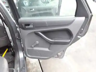 Verschrottungsfahrzeug ford focus berlina (cap) ambiente (d) des jahres 2005 angetrieben hhda