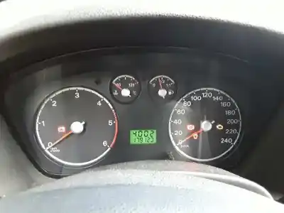 Verschrottungsfahrzeug ford focus berlina (cap) ambiente (d) des jahres 2005 angetrieben hhda