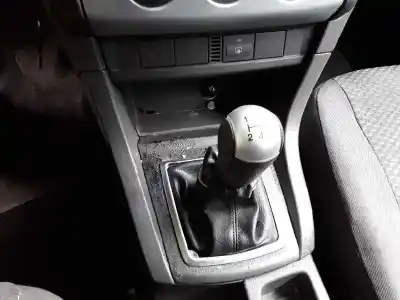 Verschrottungsfahrzeug ford focus berlina (cap) ambiente (d) des jahres 2005 angetrieben hhda