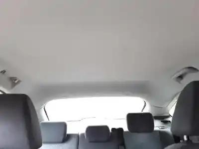 Verschrottungsfahrzeug ford focus berlina (cap) ambiente (d) des jahres 2005 angetrieben hhda