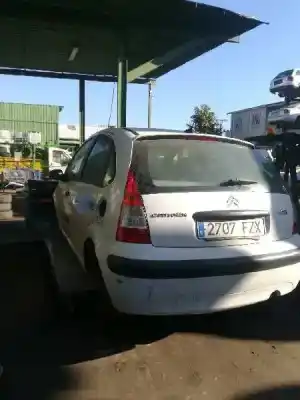 Véhicule à la ferraille citroen c3 1.4 premier de l'année 2008 alimenté kfvtu3jp