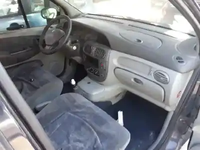 Здавання транспортного засобу renault scenic (ja..) 1.6 16v dynamique (ja0b/11) року 2001 потужний 