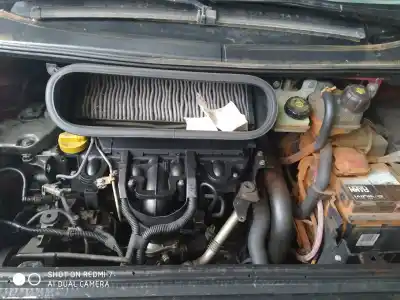 Veicolo di demolizione renault espace iv (jk0) grand espace expression dell'anno 2001 alimentato 