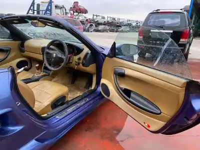 Scrapping Vehicle porsche boxster (typ 986) básico of the year 2001 powered m9620