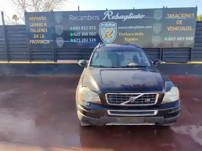 Veículo de Sucata volvo xc90 v8 executive geartronic (7 asientos) do ano 2001 alimentado b8444s