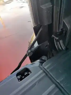 Veículo de Sucata volvo xc90 v8 executive geartronic (7 asientos) do ano 2001 alimentado b8444s