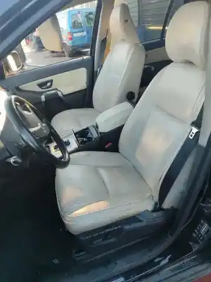 Veículo de Sucata volvo xc90 v8 executive geartronic (7 asientos) do ano 2001 alimentado b8444s