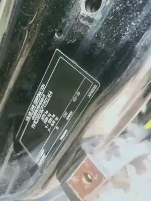 Veículo de Sucata volvo xc90 v8 executive geartronic (7 asientos) do ano 2001 alimentado b8444s