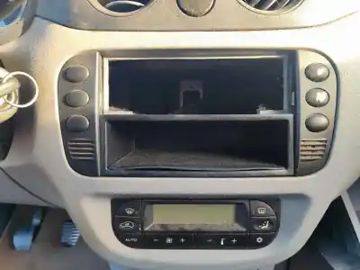 Veículo de Sucata citroen c3 pluriel 1.4 do ano 2001 alimentado kfv