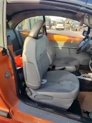 Veículo de Sucata citroen c3 pluriel 1.4 do ano 2001 alimentado kfv