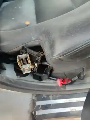 Vehicul casat bmw serie 7 (e32) 750i automático al anului 2001 alimentat m70b50