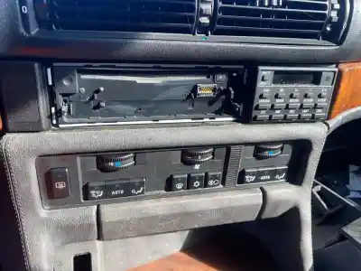 Vehicul casat bmw serie 7 (e32) 750i automático al anului 2001 alimentat m70b50