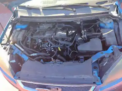Veículo de Sucata ford focus berlina (cap) ambiente (d) do ano 2001 alimentado f9da