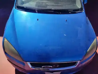 Veículo de Sucata ford focus berlina (cap) ambiente (d) do ano 2001 alimentado f9da