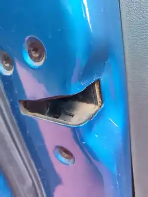 Veículo de Sucata ford focus berlina (cap) ambiente (d) do ano 2001 alimentado f9da