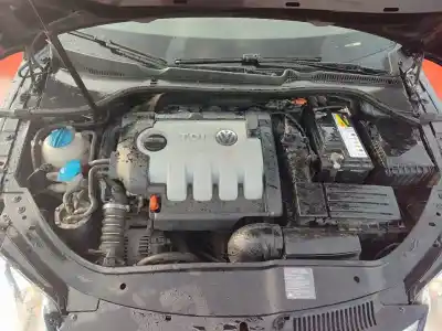 Veículo de Sucata volkswagen eos (1f7) 2.0 tdi do ano 2001 alimentado bmm
