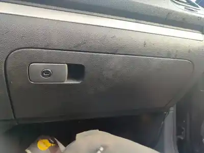 Veículo de Sucata volkswagen eos (1f7) 2.0 tdi do ano 2001 alimentado bmm