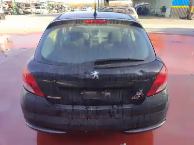 Veículo de Sucata peugeot 207 confort do ano 2001 alimentado 8fs