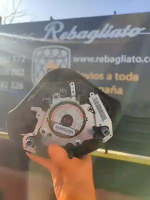 Veículo de Sucata peugeot 207 confort do ano 2001 alimentado 8fs