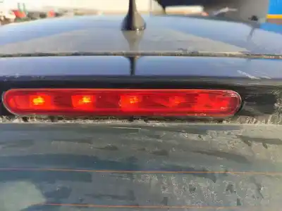 Veículo de Sucata peugeot 207 confort do ano 2001 alimentado 8fs