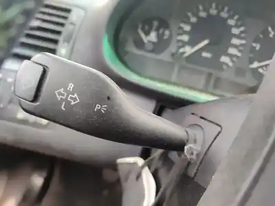 Veículo de Sucata bmw serie 3 berlina (e46) 320d do ano 2001 alimentado d 204d4