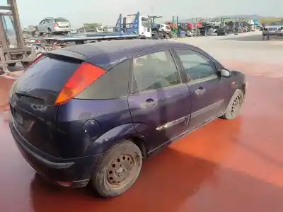 Veículo de Sucata ford focus berlina (cak) ambiente do ano 2001 alimentado 