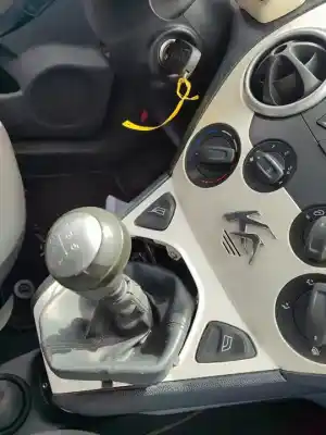 Здавання транспортного засобу ford ka (ccu) titanium року 2010 потужний 169a4000