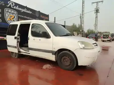 Sloopvoertuig PEUGEOT PARTNER (S2) 1.9 Combi Pro [1.9 Ltr. - 51 kW Diesel] van het jaar 2001 aangedreven WJY