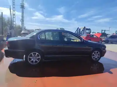 Здавання транспортного засобу jaguar x-type 2.0 v6 року 2001 потужний yb