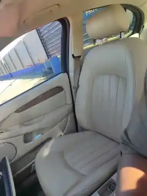 Здавання транспортного засобу jaguar x-type 2.0 v6 року 2001 потужний yb