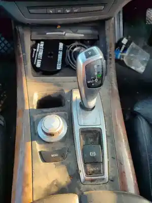 Veículo de Sucata bmw x5 (e70) 3.0sd do ano 2001 alimentado 306d5