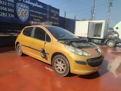 Veículo de Sucata peugeot 207 confort do ano 2001 alimentado 8hz