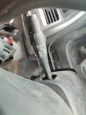 Veículo de Sucata nissan pick-up (d22) td doble cabina navara do ano 2001 alimentado yd25