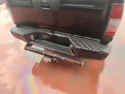 Veículo de Sucata nissan pick-up (d22) td doble cabina navara do ano 2001 alimentado yd25