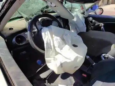 Scrapping Vehicle bmw mini (r50,r53) cooper of the year 2001 powered w10b16a