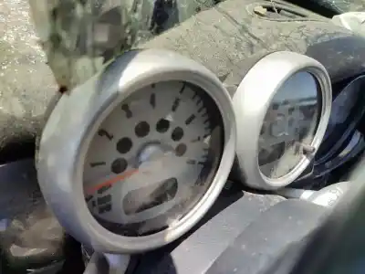 Scrapping Vehicle bmw mini (r50,r53) cooper of the year 2001 powered w10b16a