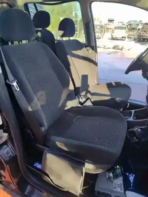 Veículo de Sucata opel zafira a sport do ano 2001 alimentado z22se