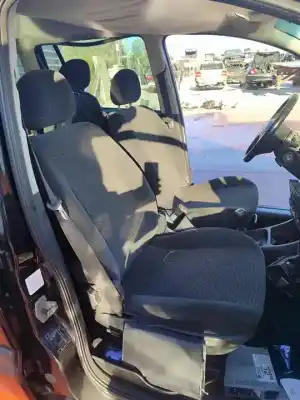 Veículo de Sucata opel zafira a sport do ano 2001 alimentado z22se