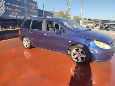 Scrapping Vehicle peugeot 307 break / sw (s1) 307 break / sw (s1) (2002 - 2005) of the year 2001 powered rhy