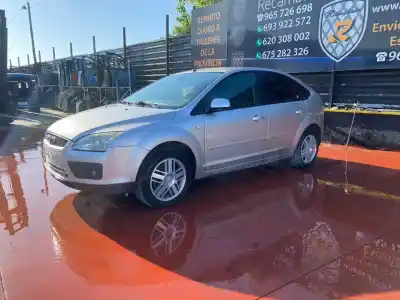 Veículo de Sucata ford focus berlina (cap) ghia do ano 2001 alimentado 
