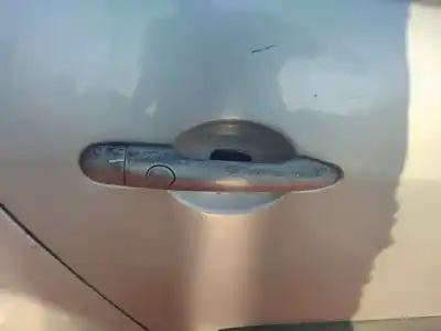 Scrapping Vehicle renault scenic ii confort authentique of the year 2001 powered k9k724