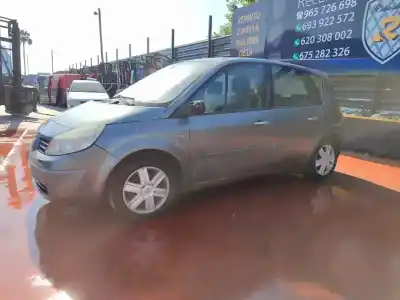 Sloopvoertuig renault scenic ii adventure by coronel tapiocca van het jaar 2001 aangedreven k9k728