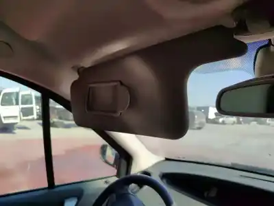 Sloopvoertuig renault scenic ii adventure by coronel tapiocca van het jaar 2001 aangedreven k9k728